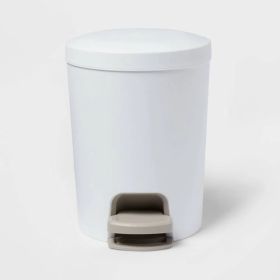 1.6 Gallon Round Step Trash Can, Compact Pedal-Operated Lid, Small Bathroom Bin, Textured White Finish (Option: White)