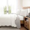 White Grey Scalloped Edge Reversible Thin Light Quilt Set